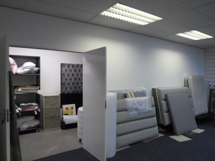 To Let commercial Property for Rent in Marconi Beam Industria Western Cape